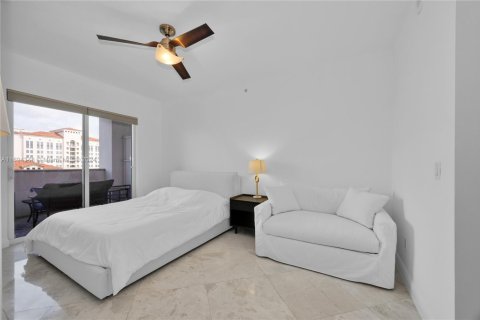 Condo in Coral Gables, Florida, 2 bedrooms  № 1445374 - photo 2