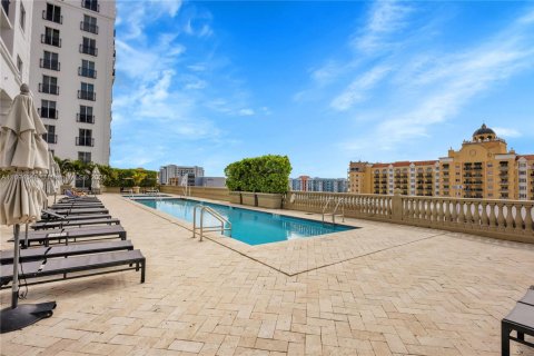 Condo in Coral Gables, Florida, 2 bedrooms  № 1445374 - photo 11
