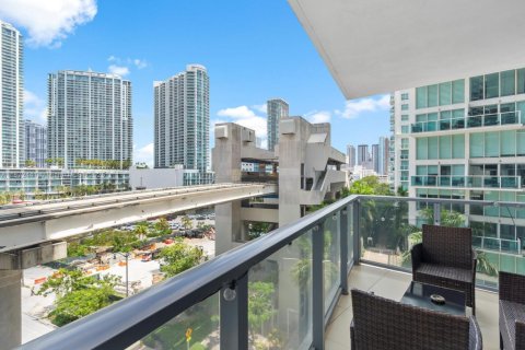 Condo in Miami, Florida, 2 bedrooms  № 2194809 - photo 30