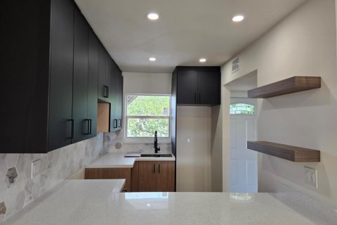 Copropriété à vendre à Sunrise, Floride: 2 chambres, 78.97 m2 № 2146974 - photo 13