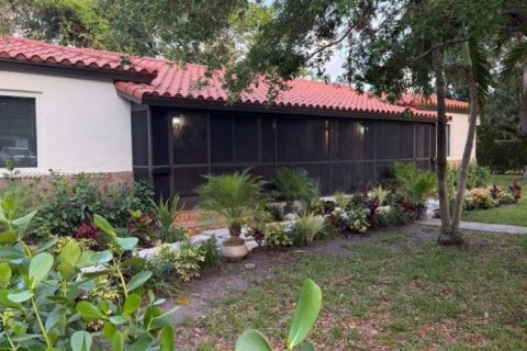 Casa en alquiler en Biscayne Park, Florida, 2 dormitorios, 144.74 m2 № 2064433 - foto 7