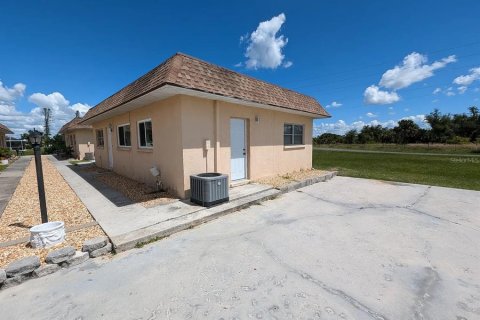 Купить коммерческую недвижимость в Ротонда, Флорида 8 спален, 321.07м2, № 1563488 - фото 24