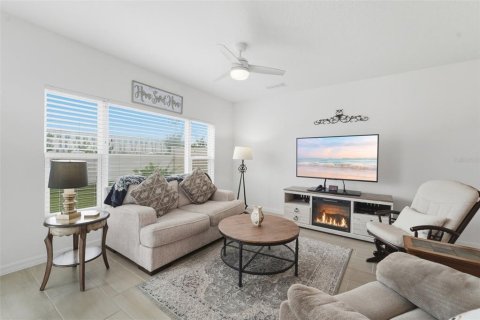 Adosado en venta en Kissimmee, Florida, 4 dormitorios, 178.19 m2 № 2129426 - foto 12