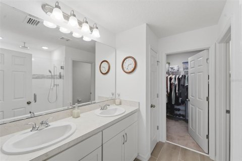 Adosado en venta en Kissimmee, Florida, 4 dormitorios, 178.19 m2 № 2129426 - foto 17