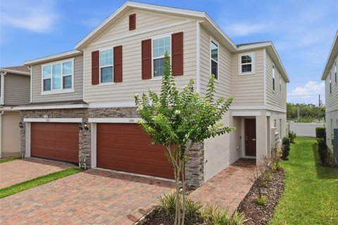 Adosado en venta en Kissimmee, Florida, 4 dormitorios, 178.19 m2 № 2129426 - foto 2