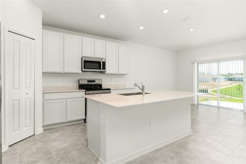 House in Kissimmee, Florida 4 bedrooms, 178.56 sq.m. № 1652261 - photo 24