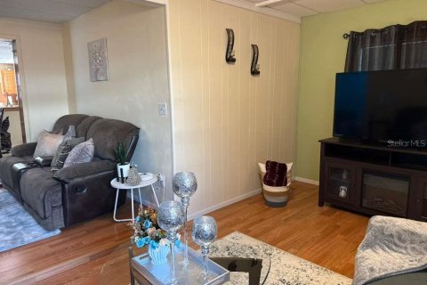 House in Tampa, Florida 2 bedrooms, 166.39 sq.m. № 2195678 - photo 14