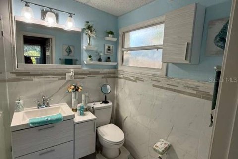 House in Tampa, Florida 2 bedrooms, 166.39 sq.m. № 2195678 - photo 22