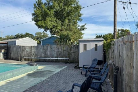 House in Tampa, Florida 2 bedrooms, 166.39 sq.m. № 2195678 - photo 10