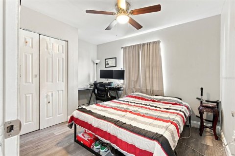 Villa ou maison à vendre à Poinciana, Floride: 3 chambres, 91.79 m2 № 2291833 - photo 18