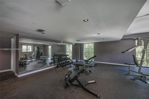 Appartement à louer à North Miami, Floride: 2 chambres, 83.7 m2 № 2185555 - photo 23