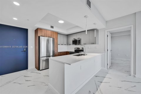 Appartement à louer à North Miami, Floride: 2 chambres, 83.7 m2 № 2185555 - photo 6