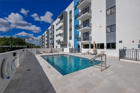 Appartement à louer à North Miami, Floride: 2 chambres, 83.7 m2 № 2185555 - photo 28
