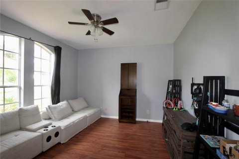 Casa en venta en Apopka, Florida, 4 dormitorios, 240.52 m2 № 1905674 - foto 4