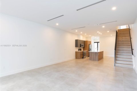 Купить таунхаус в Форт-Лодердейл, Флорида 3 спальни, 144м2, № 2065765 - фото 12