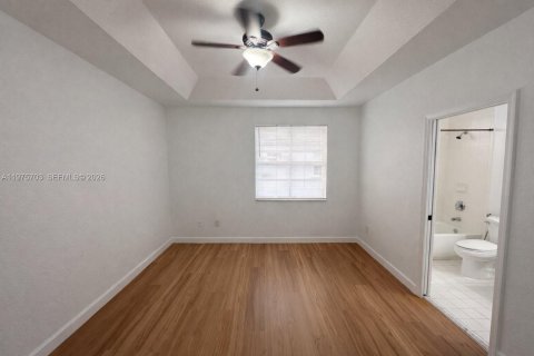 Townhouse in Miramar, Florida 3 bedrooms, 134.71 sq.m. № 2040083 - photo 16