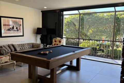 Купить таунхаус в Майами, Флорида 3 спальни, 324.51м2, № 1987084 - фото 17