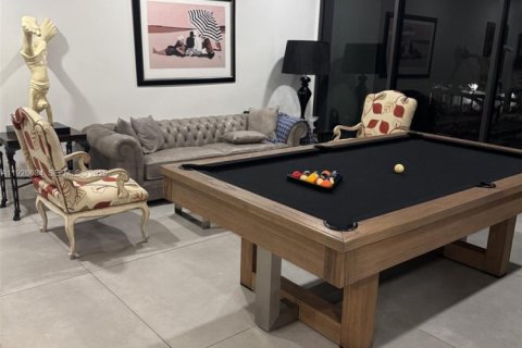 Adosado en venta en Miami, Florida, 3 dormitorios, 324.51 m2 № 1987084 - foto 5