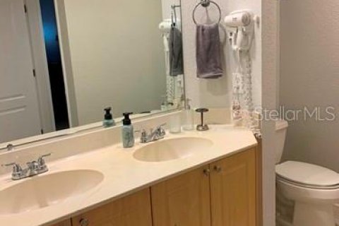 House in Bradenton, Florida 2 bedrooms, 103.96 sq.m. № 2199793 - photo 19
