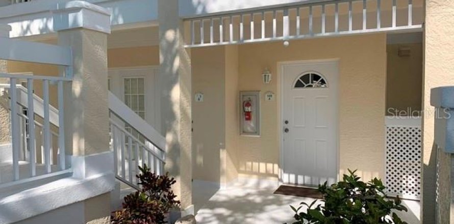 House in Bradenton, Florida 2 bedrooms, 103.96 sq.m. № 2199793