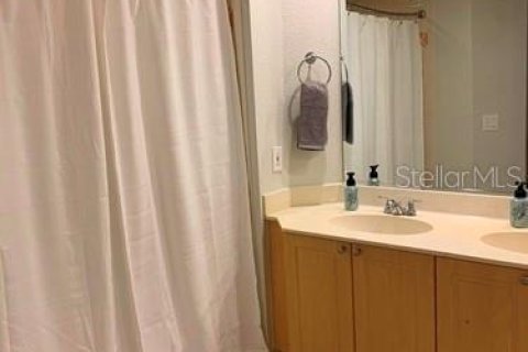 House in Bradenton, Florida 2 bedrooms, 103.96 sq.m. № 2199793 - photo 18