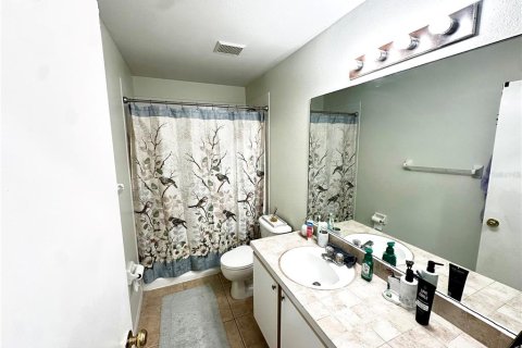 Adosado en venta en Brandon, Florida, 2 dormitorios, 148.18 m2 № 1900203 - foto 18
