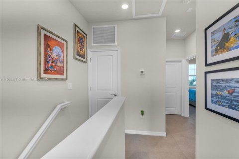 Touwnhouse à vendre à Hollywood, Floride: 3 chambres, 132.01 m2 № 1964192 - photo 10