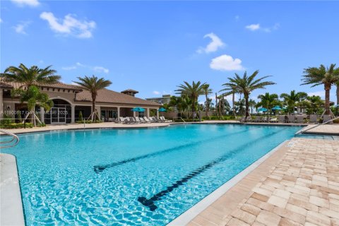 Touwnhouse à vendre à Hollywood, Floride: 3 chambres, 132.01 m2 № 1964192 - photo 18