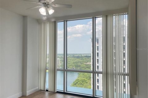 Condominio en venta en Orlando, Florida, 2 dormitorios, 107.49 m2 № 1907298 - foto 6