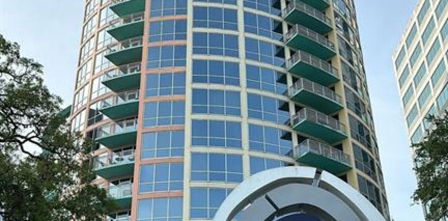 Condominio en Orlando, Florida, 2 dormitorios  № 1907298