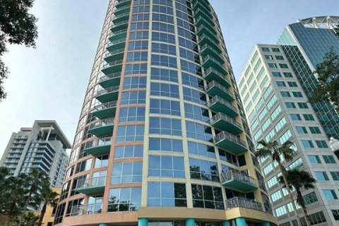 Condominio en venta en Orlando, Florida, 2 dormitorios, 107.49 m2 № 1907298 - foto 2
