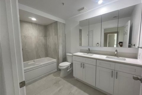 Condominio en venta en Orlando, Florida, 2 dormitorios, 107.49 m2 № 1907298 - foto 26