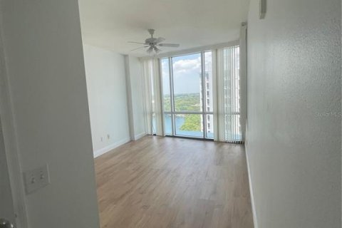Condominio en venta en Orlando, Florida, 2 dormitorios, 107.49 m2 № 1907298 - foto 8