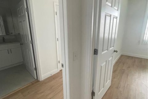 Condominio en venta en Orlando, Florida, 2 dormitorios, 107.49 m2 № 1907298 - foto 12