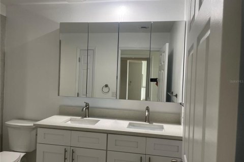 Condominio en venta en Orlando, Florida, 2 dormitorios, 107.49 m2 № 1907298 - foto 16