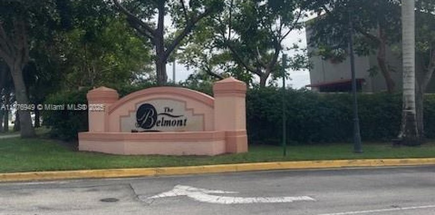 Condominio en North Lauderdale, Florida, 3 dormitorios  № 1928684