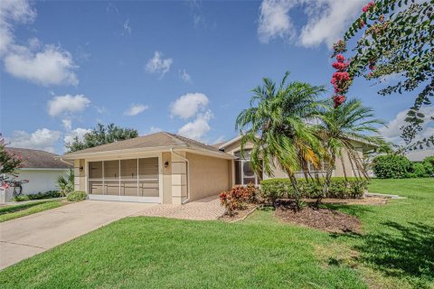 House in San Antonio, Florida 2 bedrooms, 157.93 sq.m. № 1838504 - photo 1