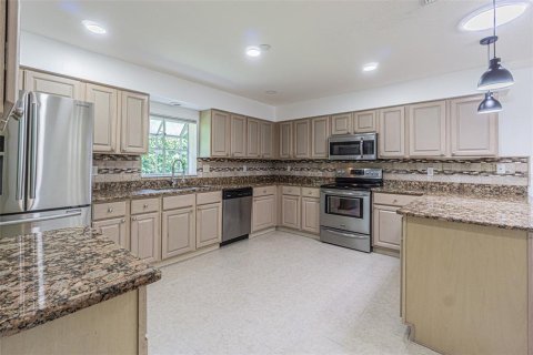House in San Antonio, Florida 2 bedrooms, 157.93 sq.m. № 1838504 - photo 4