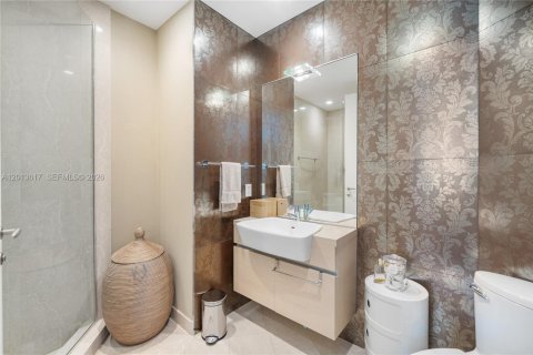 Condo in Miami, Florida, 3 bedrooms  № 2076344 - photo 18