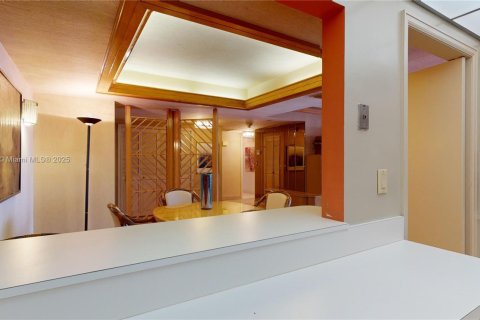 Condominio en venta en Miami, Florida, 2 dormitorios, 152.17 m2 № 1922705 - foto 11