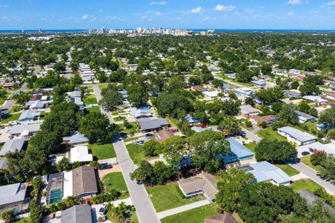 Villa ou maison à vendre à Sarasota, Floride: 3 chambres, 127.37 m2 № 2431758 - photo 28