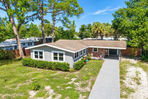 Villa ou maison à vendre à Sarasota, Floride: 3 chambres, 127.37 m2 № 2431758 - photo 27