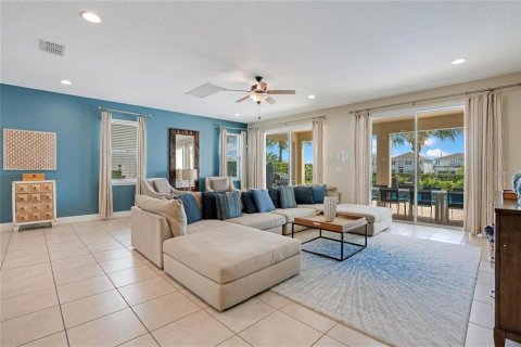 Villa ou maison à vendre à Kissimmee, Floride: 9 chambres, 477.7 m2 № 1718974 - photo 11