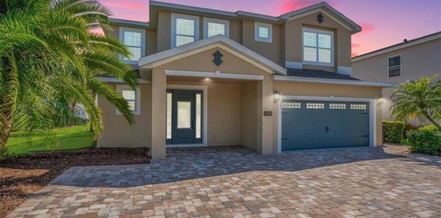 Villa ou maison à Kissimmee, Floride 9 chambres, 477.7 m2 № 1718974