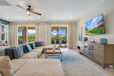 Villa ou maison à vendre à Kissimmee, Floride: 9 chambres, 477.7 m2 № 1718974 - photo 9