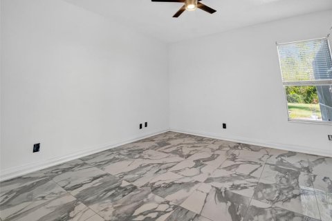 Casa en venta en Mount Dora, Florida, 4 dormitorios, 202.06 m2 № 1918521 - foto 20
