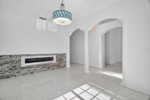 Villa ou maison à vendre à Mount Dora, Floride: 4 chambres, 202.06 m2 № 1918521 - photo 6