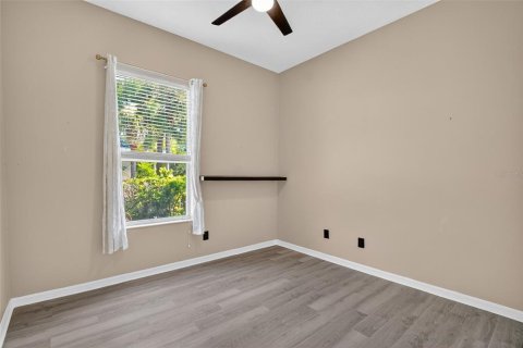 Casa en venta en Mount Dora, Florida, 4 dormitorios, 202.06 m2 № 1918521 - foto 24