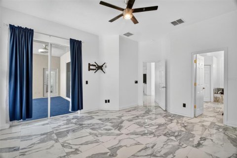 Casa en venta en Mount Dora, Florida, 4 dormitorios, 202.06 m2 № 1918521 - foto 19