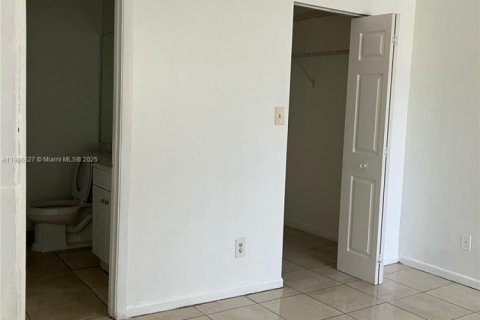 Condo in Deerfield Beach, Florida, 2 bedrooms  № 1957222 - photo 7